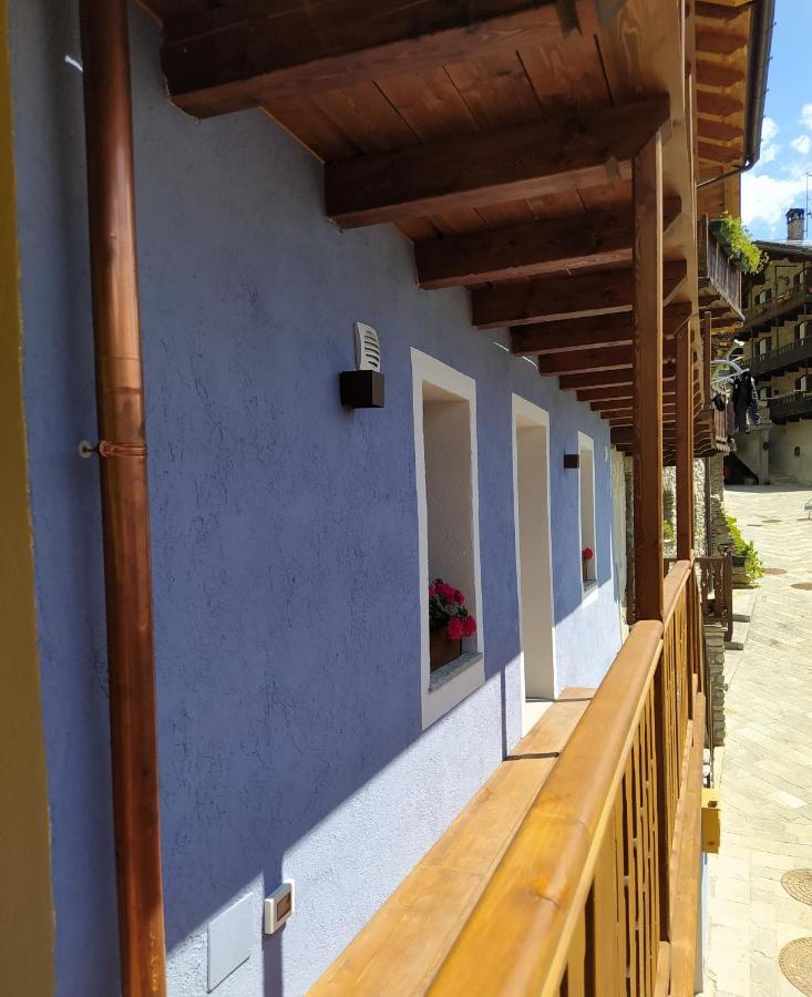 Beb Luca76 Bed & Breakfast Avise Luaran gambar