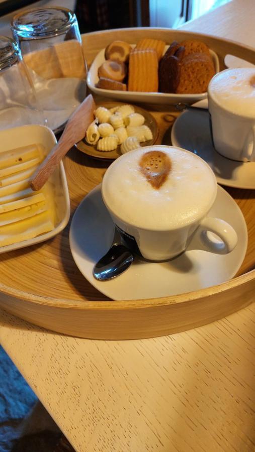 Beb Luca76 Bed & Breakfast Avise Luaran gambar