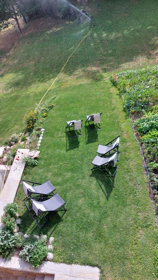 Beb Luca76 Bed & Breakfast Avise Luaran gambar